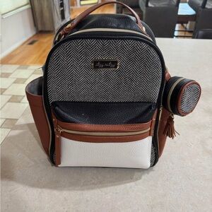 Stylish Itzy Ritzy Black and Brown Men's Backpack